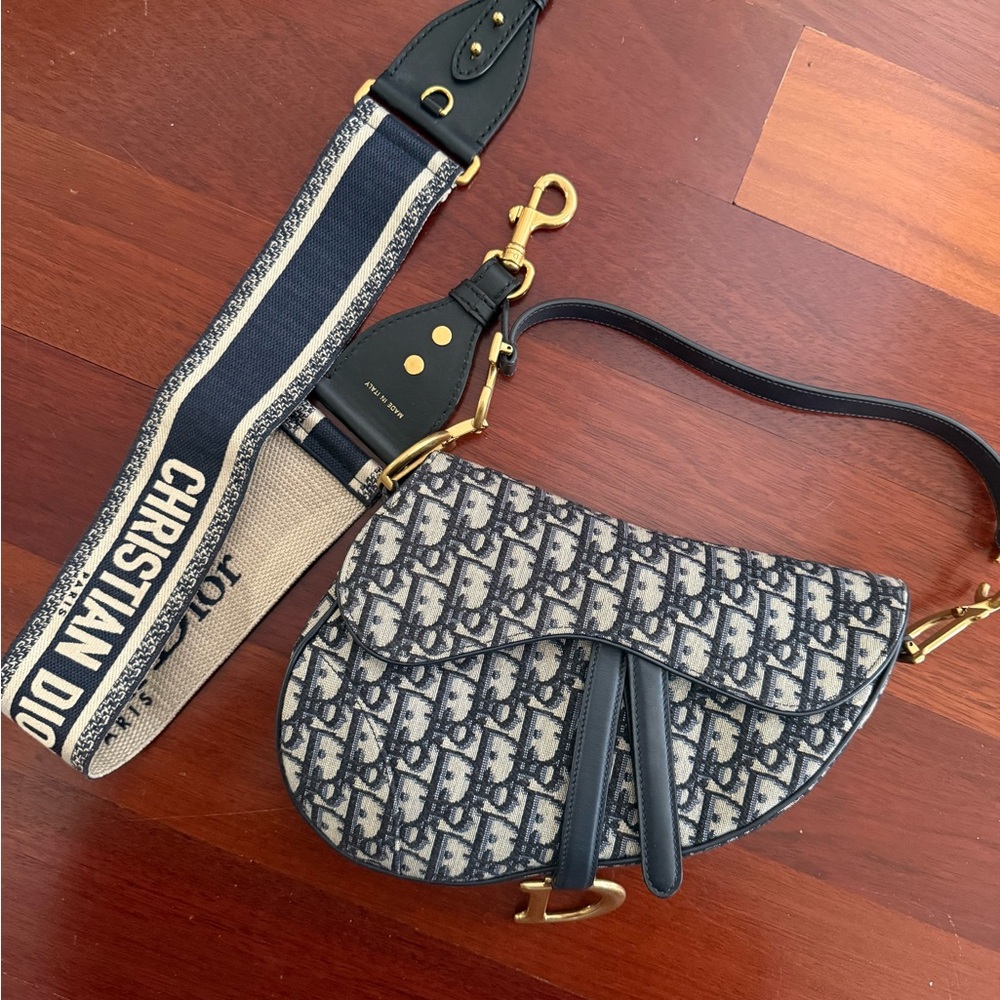 Christian Dior Saddle Bag – Oblique Canvas with Gold Hardware + Logo Strap - Picture 7 of 14
